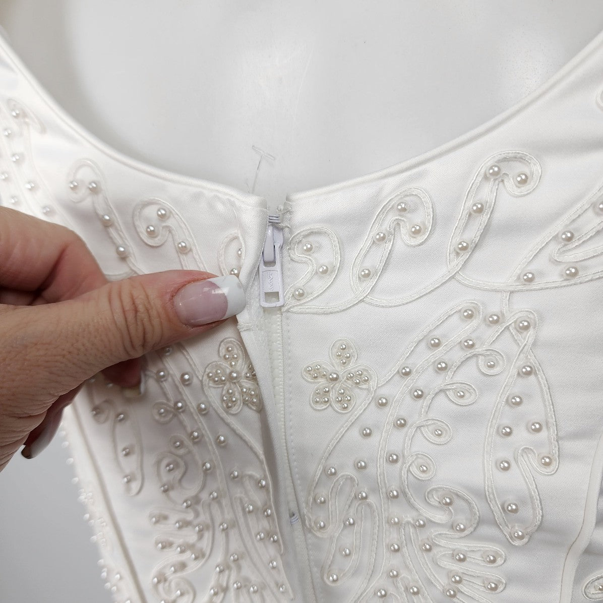 Ginza Collection White Embroidered Bodice 2 Piece Wedding Gown Size XS