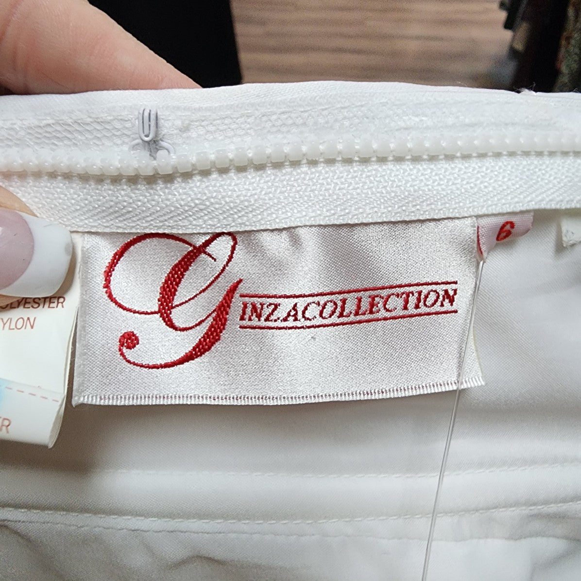 Ginza Collection White Embroidered Bodice 2 Piece Wedding Gown Size XS