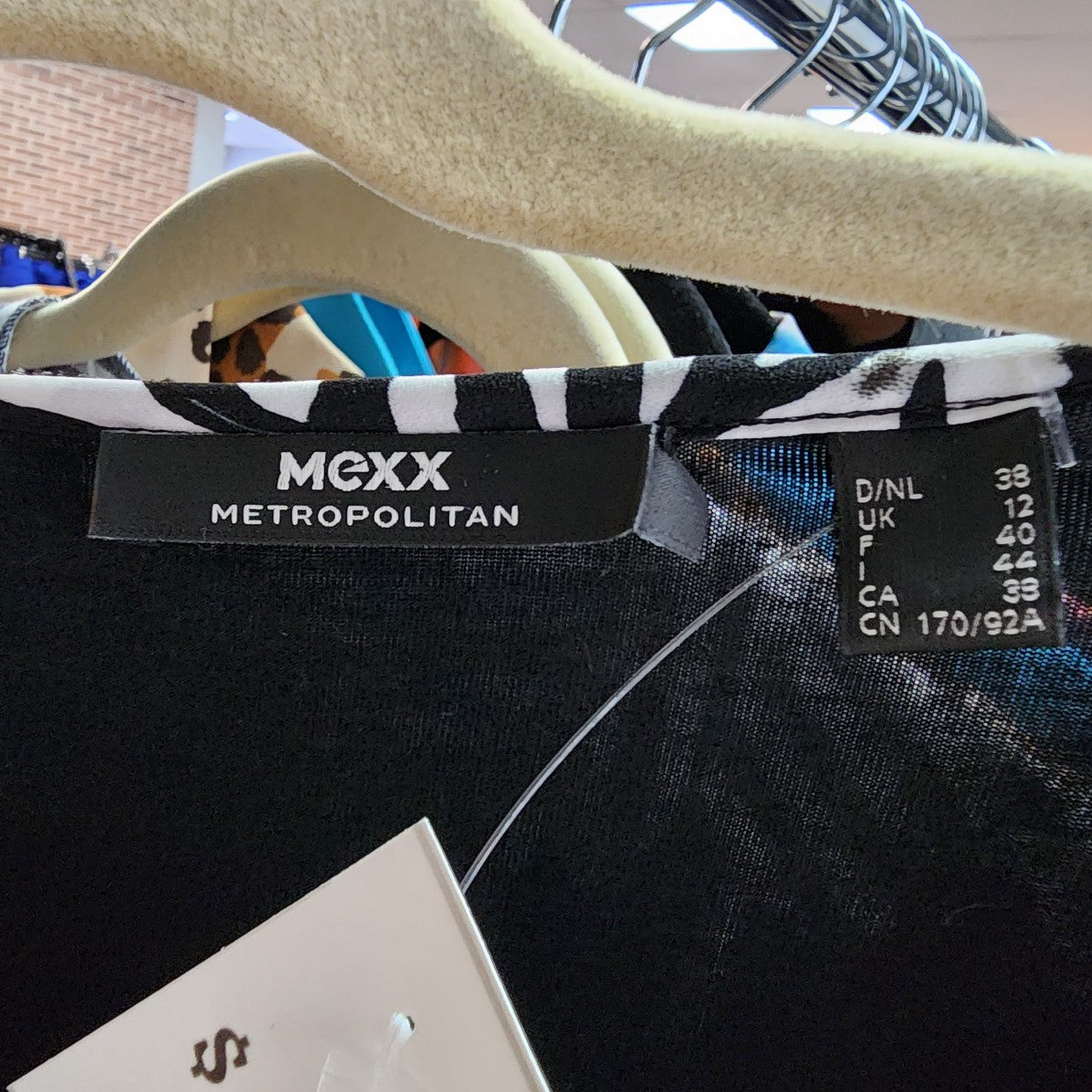 Mexx Black & White Abstract Sleeveless Top Size M