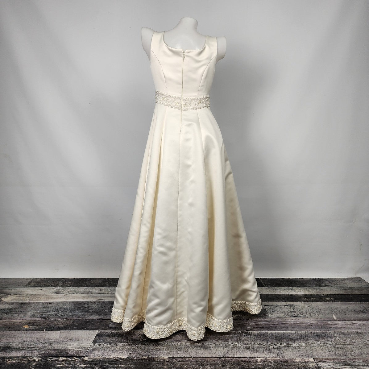 Vintage Ivory Satin Beaded Lace Wedding Gown Size XS
