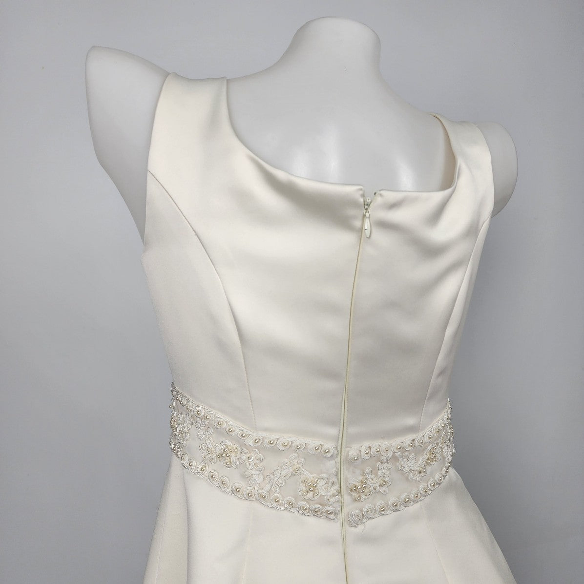 Vintage Ivory Satin Beaded Lace Wedding Gown Size XS