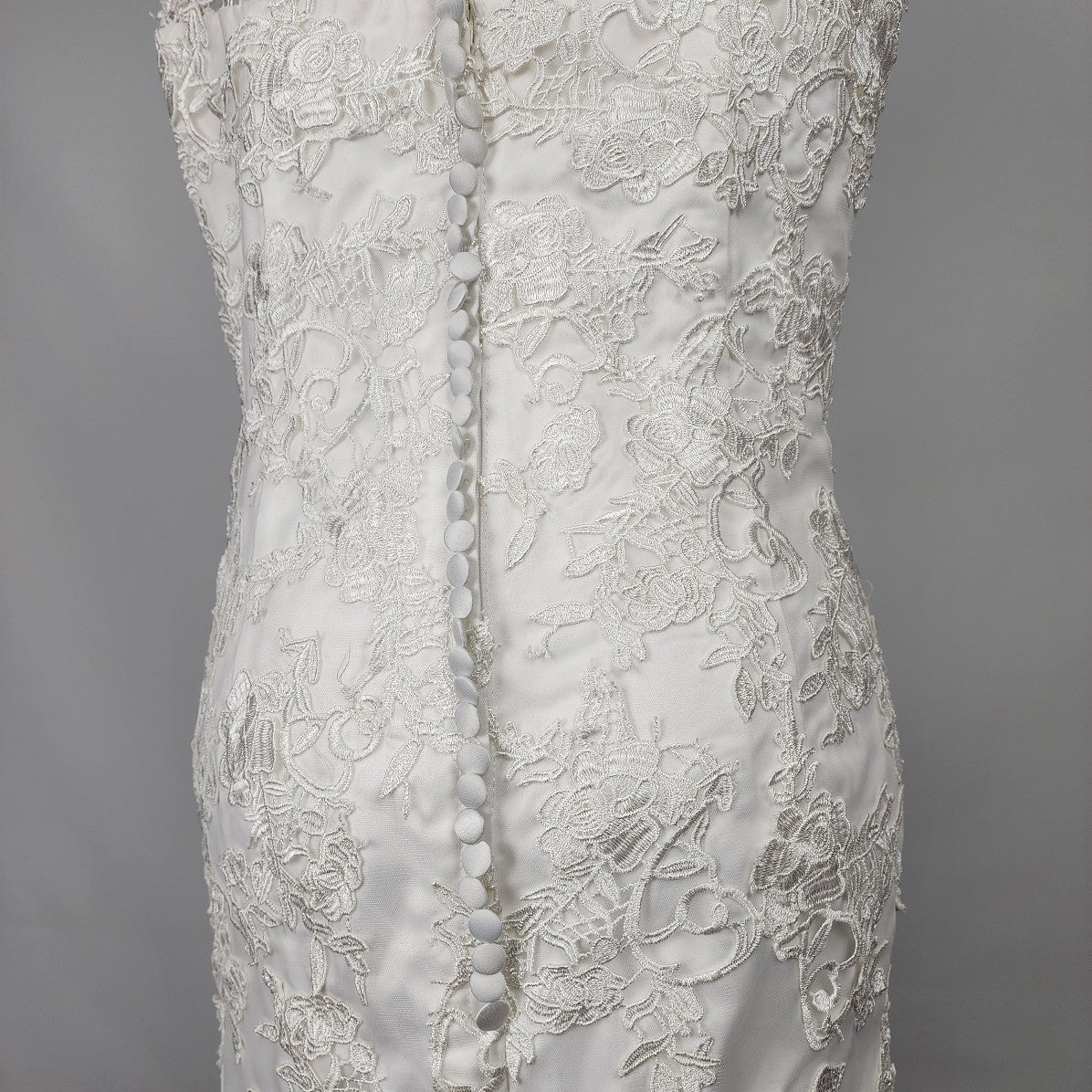 White Flower Lace Mermaid Wedding Gown Size L