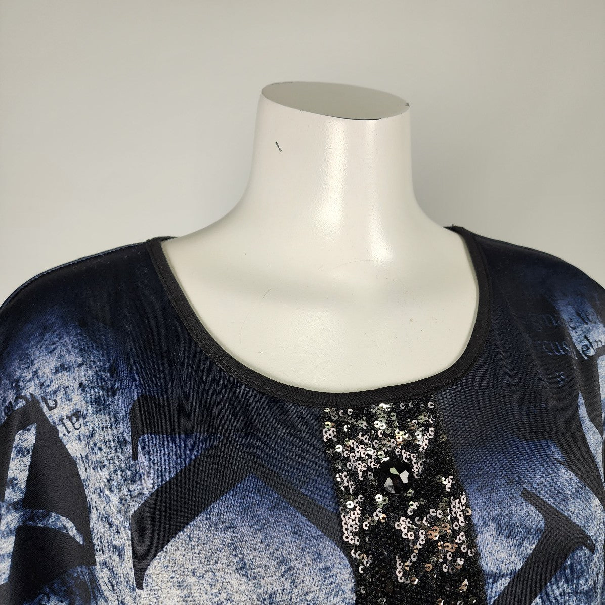Grande Madame Blue News Print Sequined Top Size M