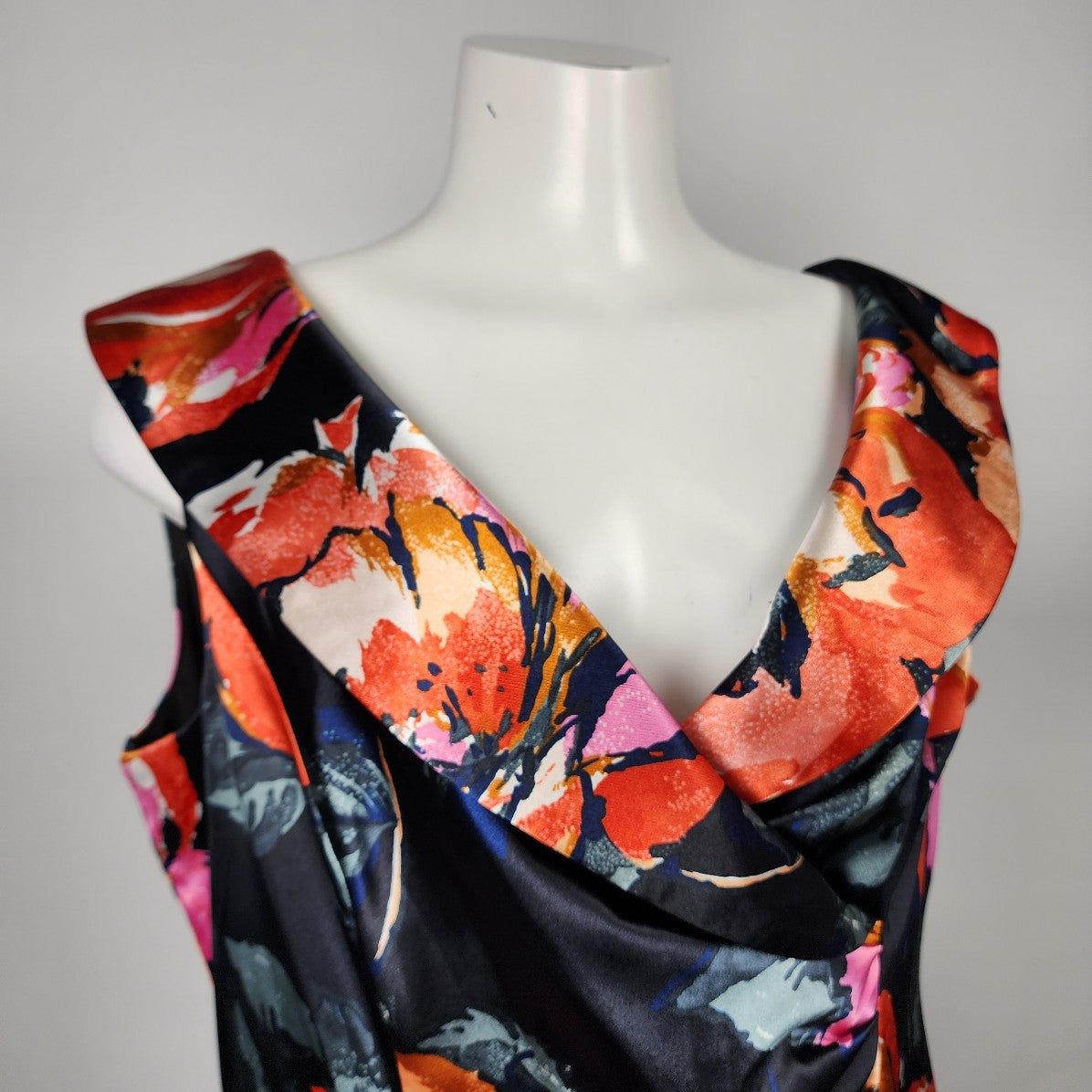 Evan Picone Black & Orange Floral Sleeveless Dress Size 16