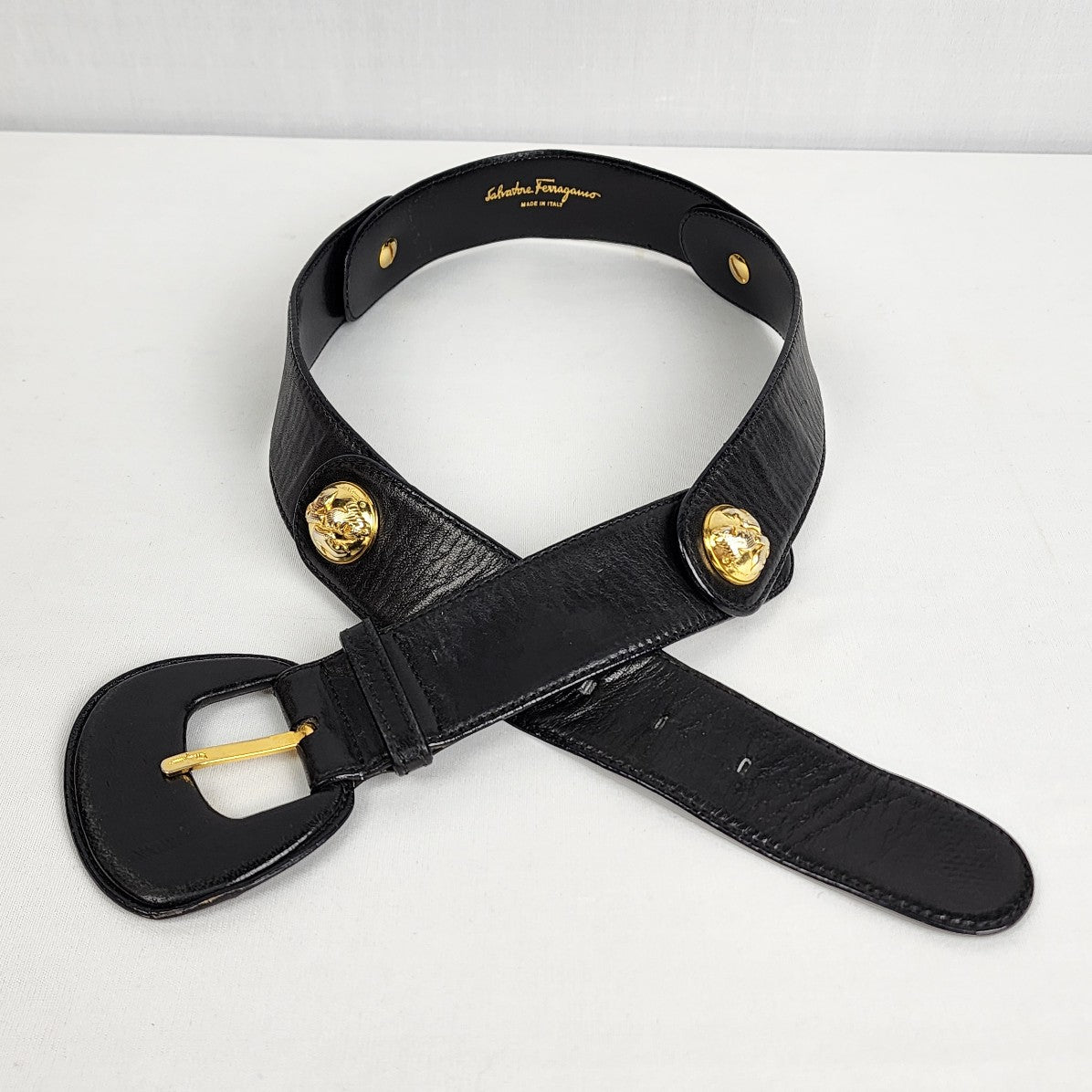 Vintage Salvatore Ferragamo Black Leather Gold Detail Belt Size S