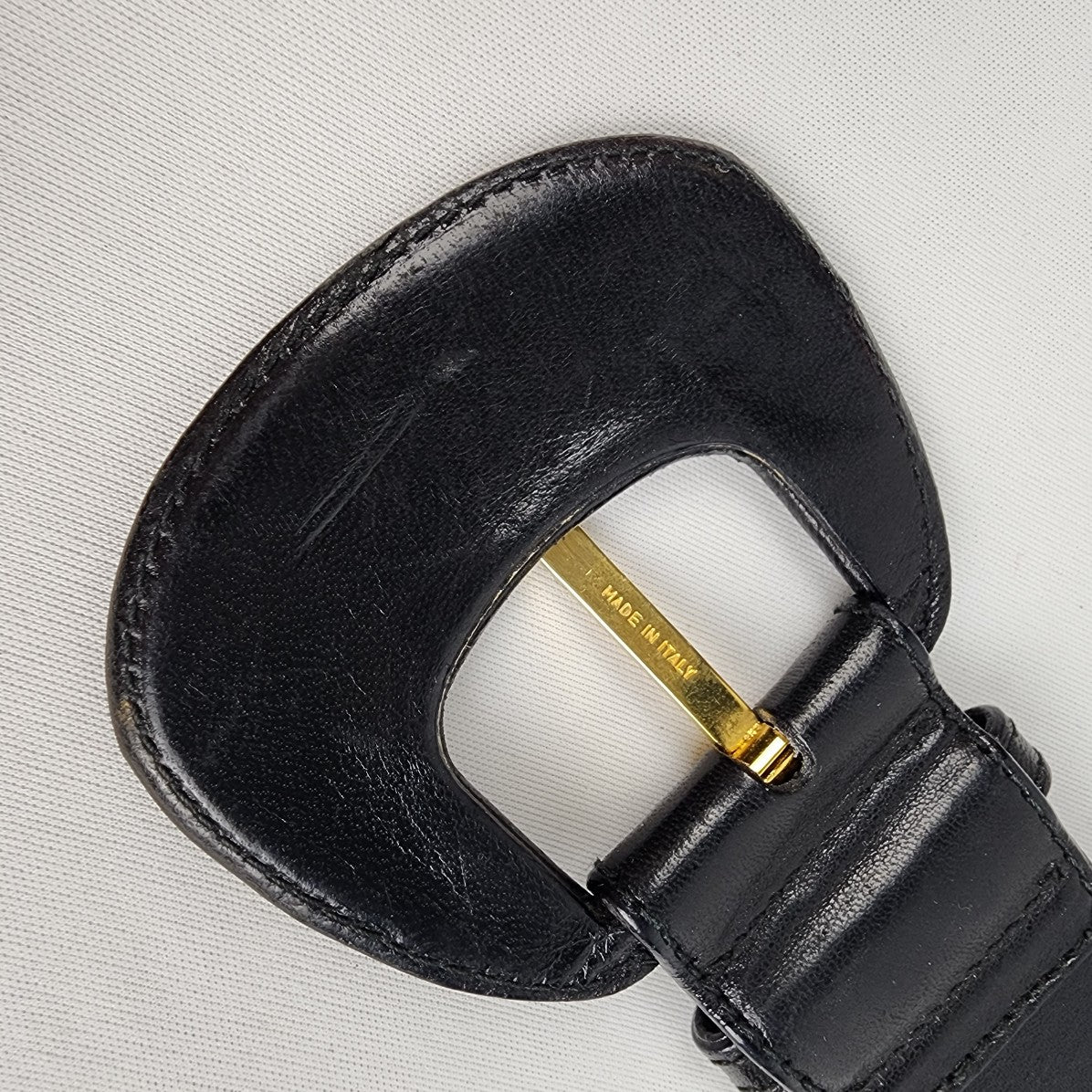 Vintage Salvatore Ferragamo Black Leather Gold Detail Belt Size S