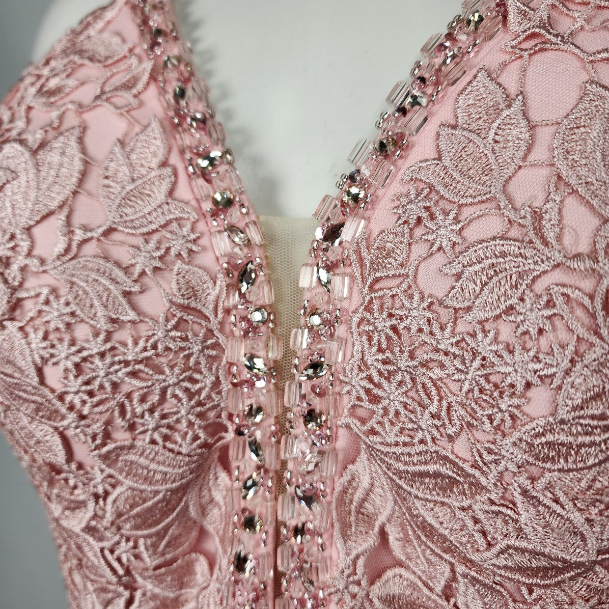JVN by Jovani Pink Flower Lace Rhinestones Tulle Gown Size M Grad Prom Event