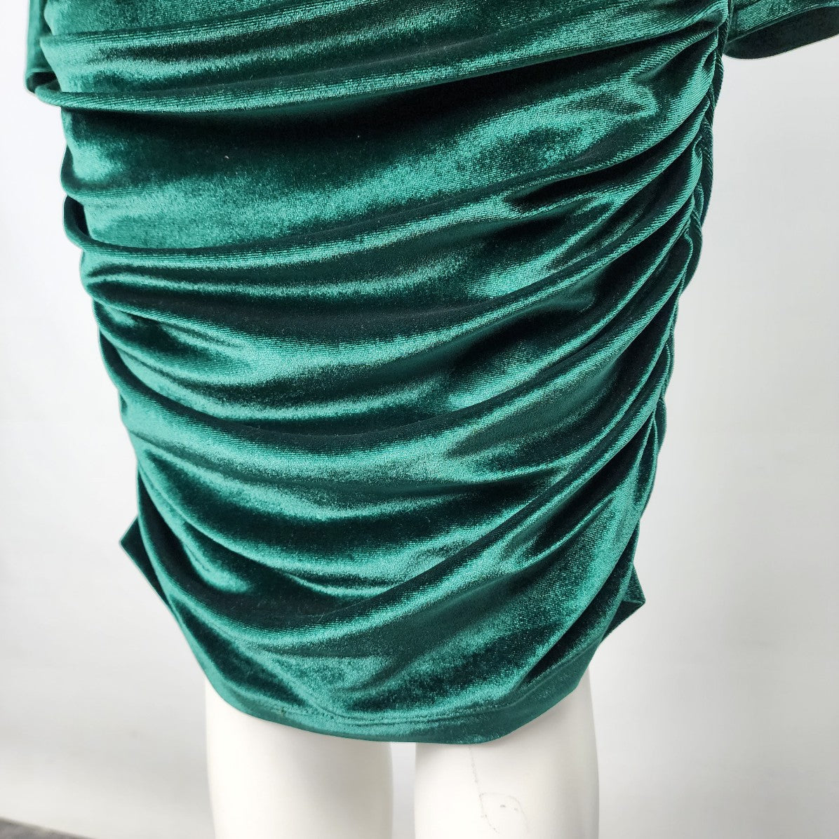 Shein Emerald Green Velvet Long Sleeve Bodycon Dress Size S/M.