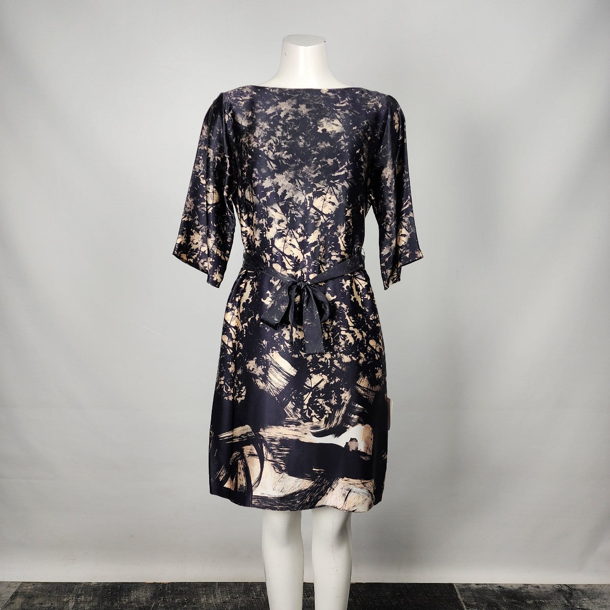 Hugo Boss Black Tropical Print Belted Silk Dress Size 8