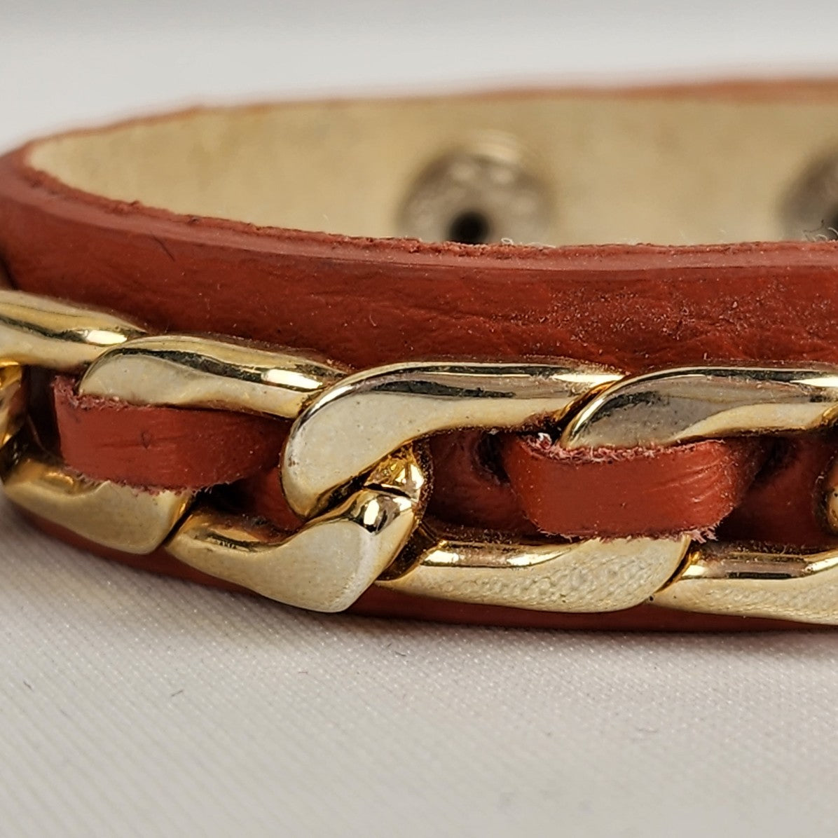 Guang Tong Gold Chain Brown Leather Snap Bracelet