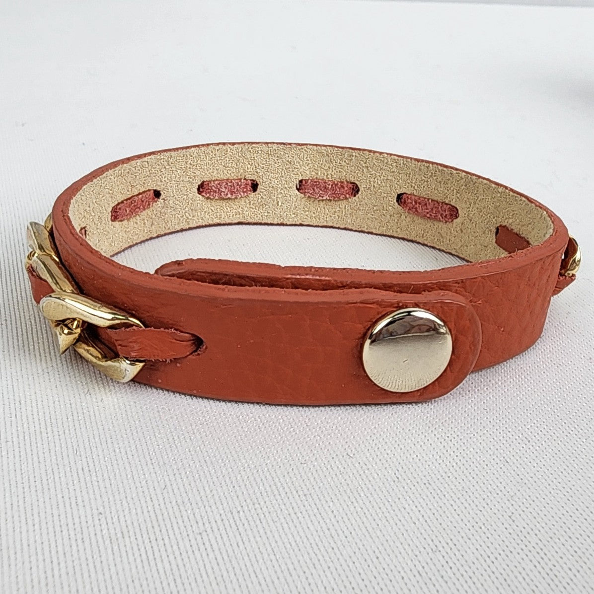Guang Tong Gold Chain Brown Leather Snap Bracelet