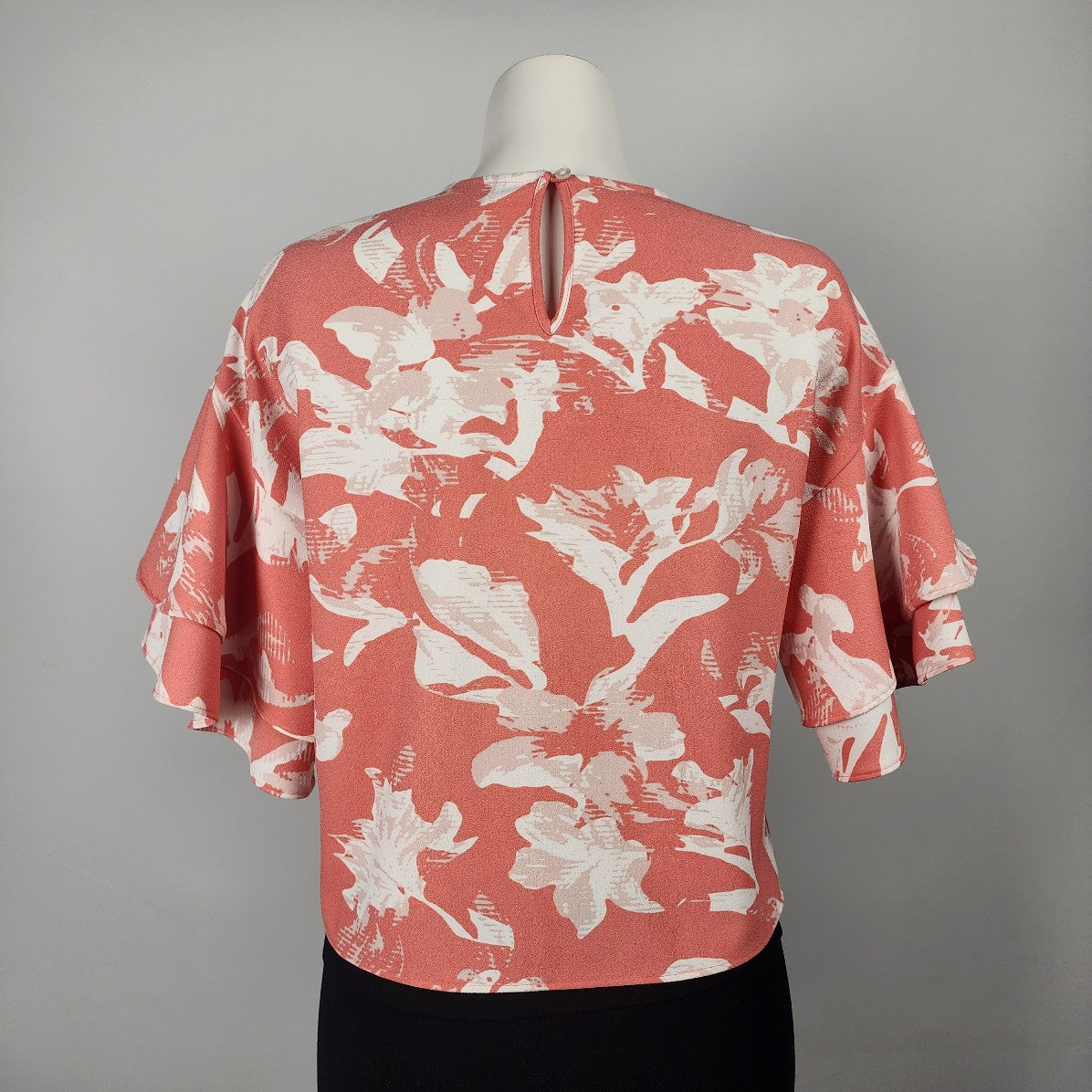 Halogen Coral & White Tropical Print Ruffle Sleeve Top Size XS/S