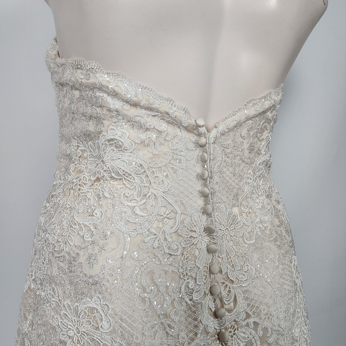 Allure Bridals 9407 Ivory Lace Mermaid Wedding Gown Size 1x-2x