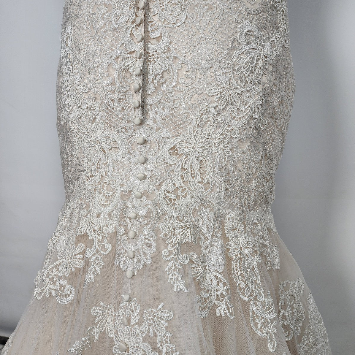 Allure Bridals 9407 Ivory Lace Mermaid Wedding Gown Size 1x-2x