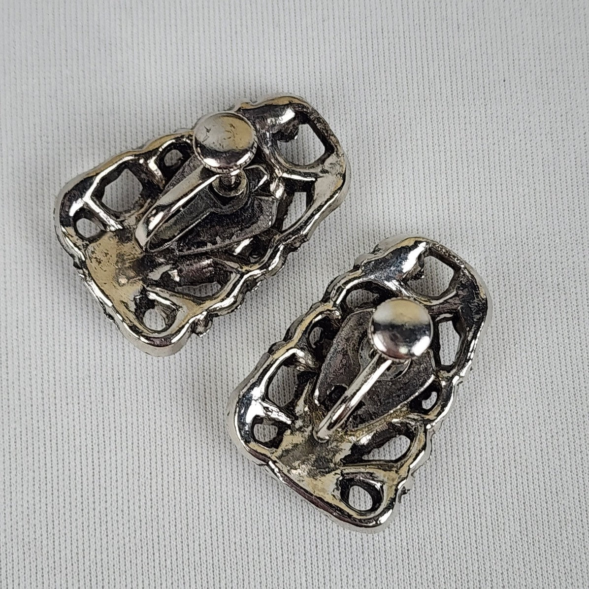Vintage Silver Tone Collar Necklace & Screw Back Earrings Set
