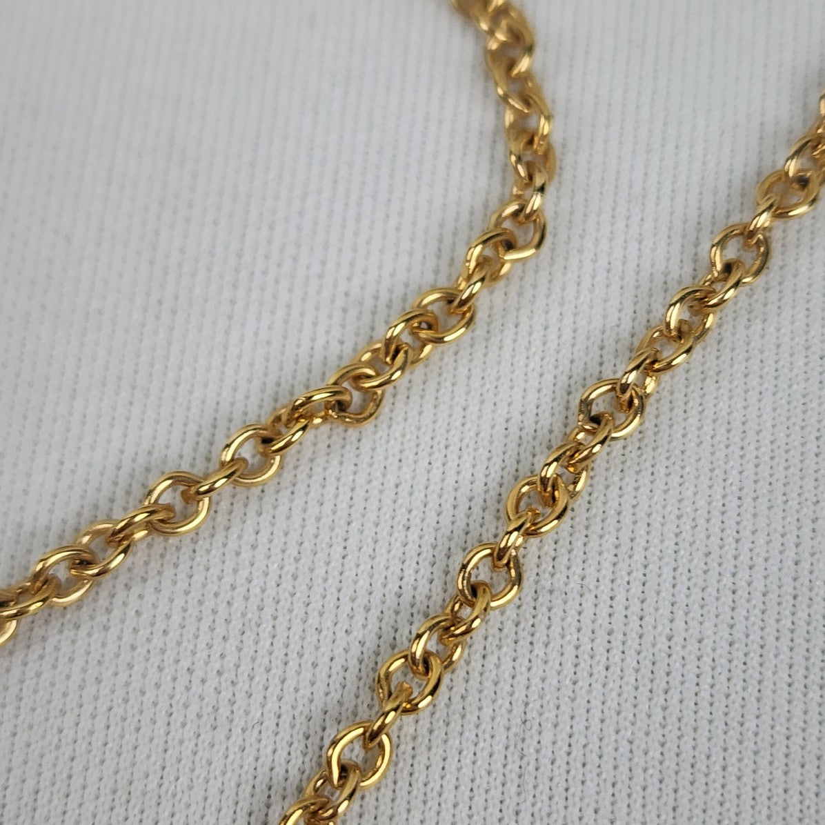 Vintage Avon Gold Tone Desert Stones Necklace