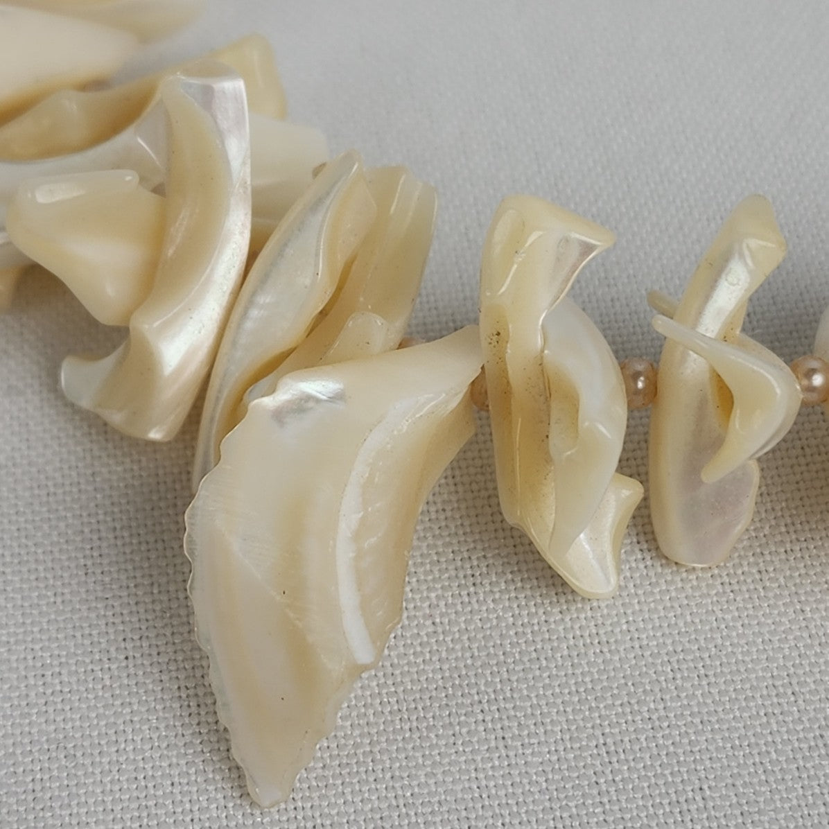 Vintage Sea Shell Beaded Choker Necklace