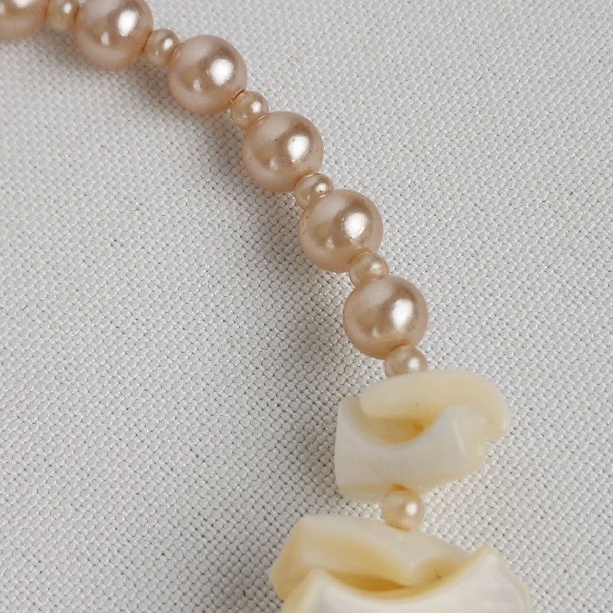 Vintage Sea Shell Beaded Choker Necklace