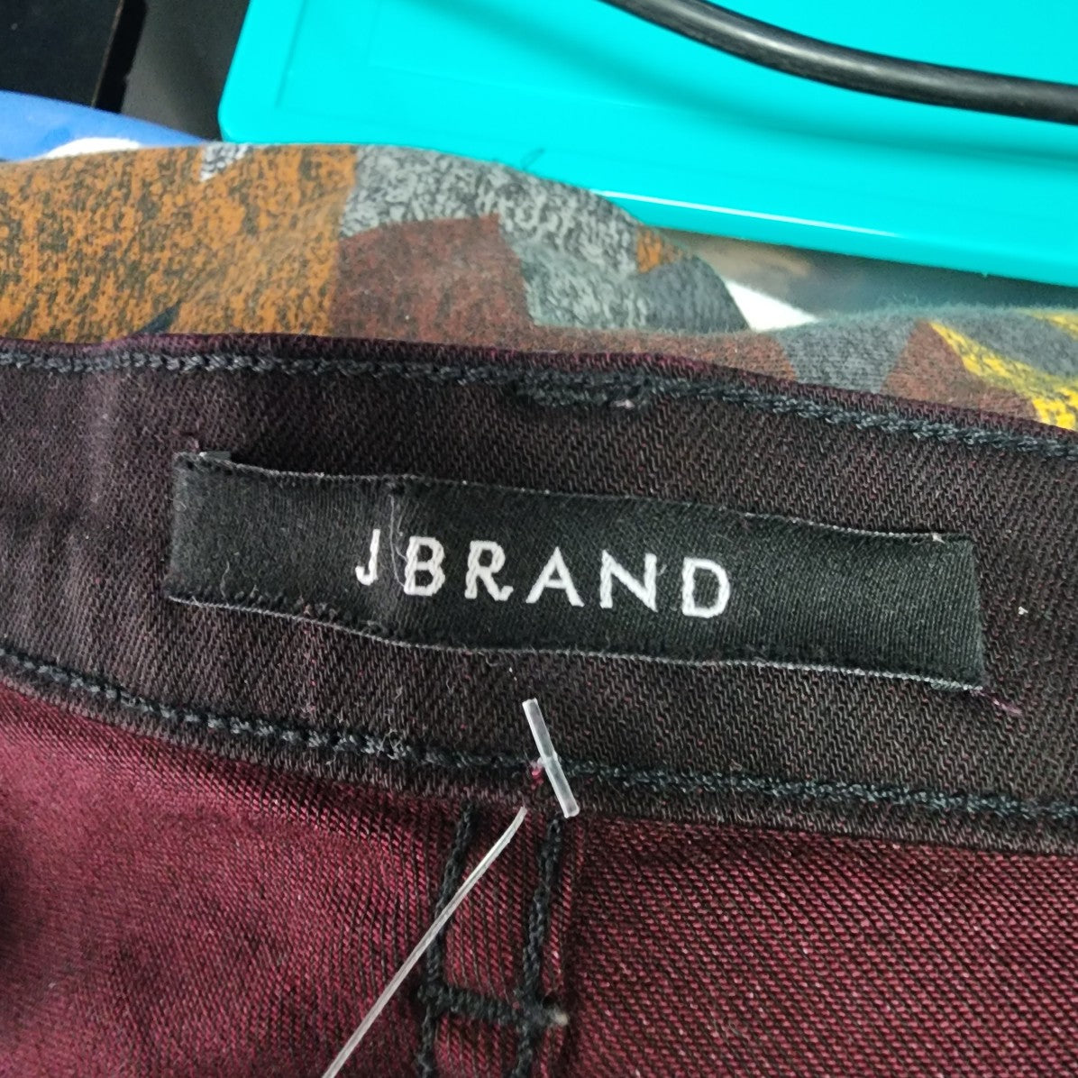 J Brand Skinny Leg Mid Rise Noir Red Cotton Denim Pants Size 29