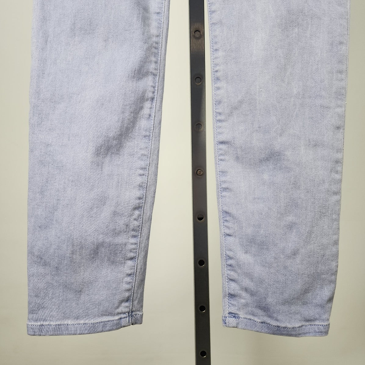 Joe's Light Blue Straight Leg Cropped Jeans Size 29