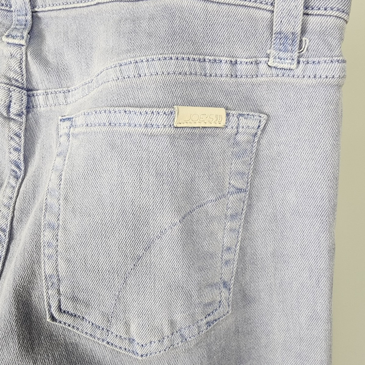 Joe's Light Blue Straight Leg Cropped Jeans Size 29