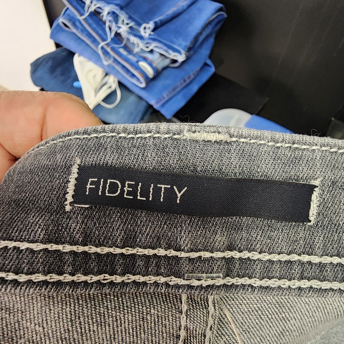 Fidelity Chrome Wipeout Mila Mid Rise Denim Jeans Size 29