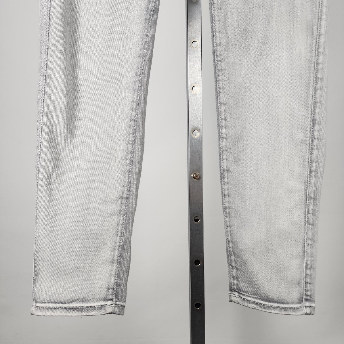 Fidelity Chrome Wipeout Mila Mid Rise Denim Jeans Size 29