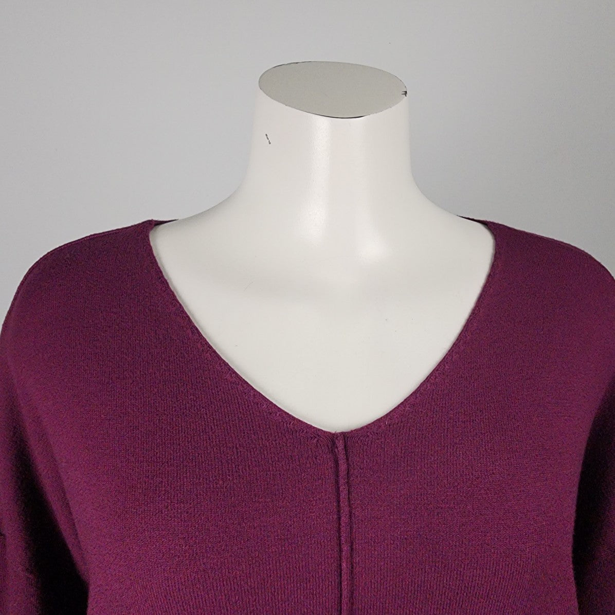 Zenana Purple V Neck Knit Sweater Size L