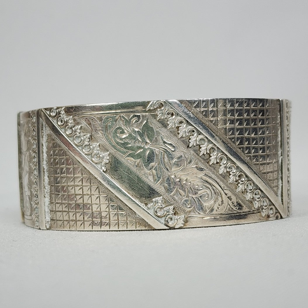 Vintage Victorian Etched Sterling Silver Hinge Bracelet West Marked West Patent