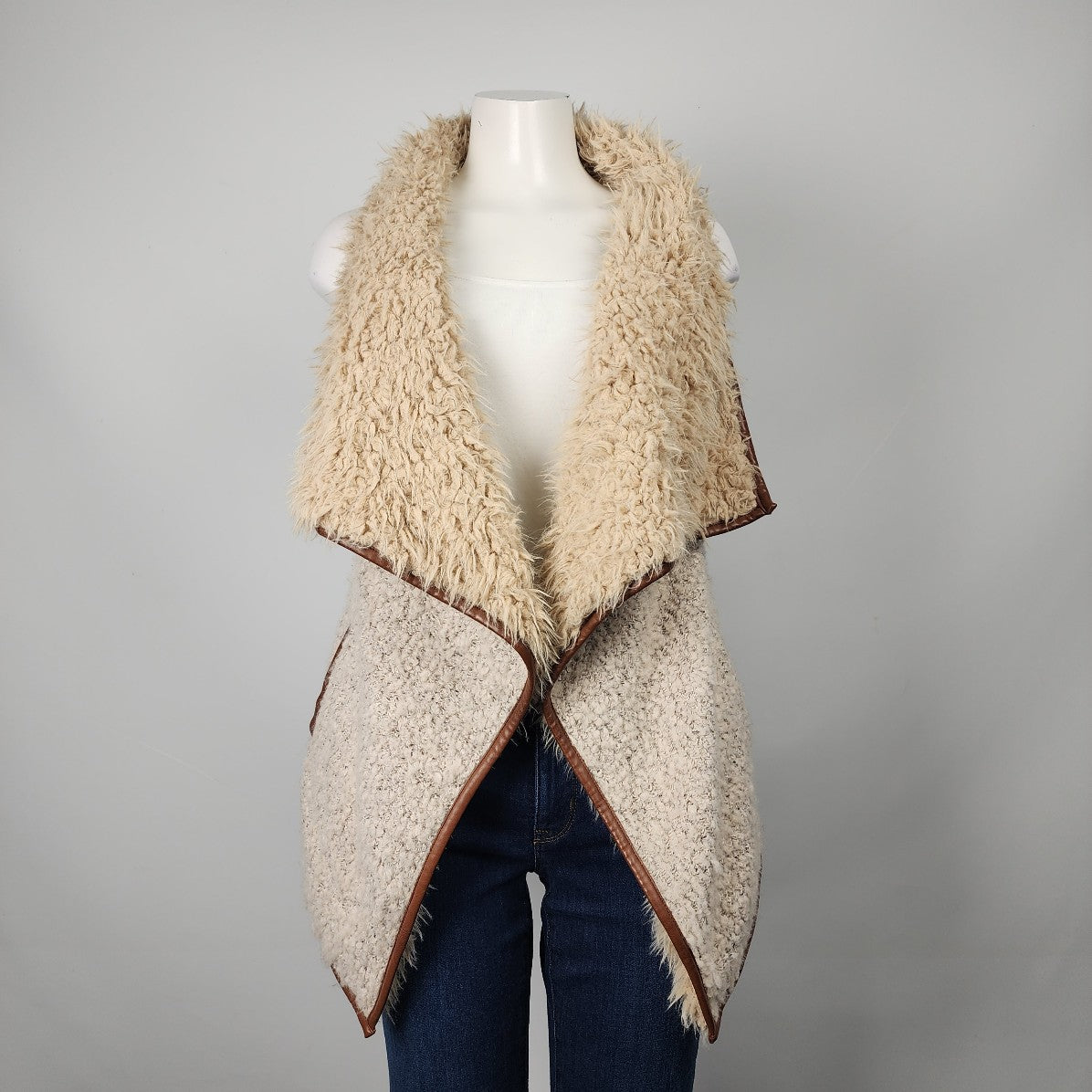 Love Tree Brown Faux Fur Vest Size S – DYL Fashions