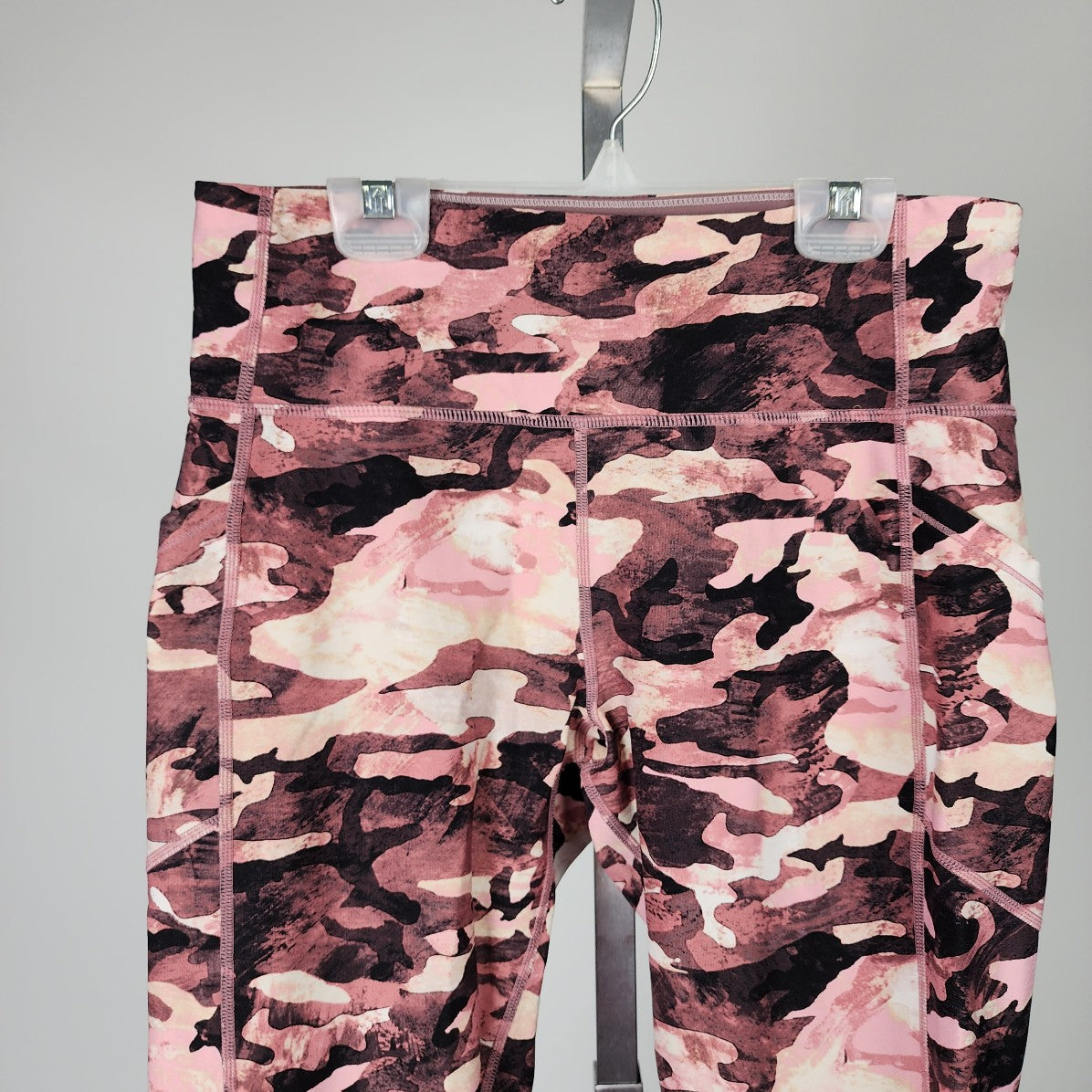 Calvin Klein Performance Pink Camo Leggings Size L