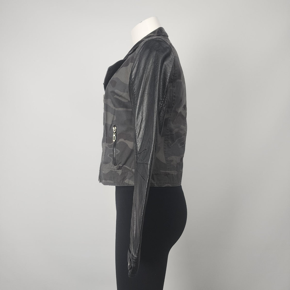 Ashley Cameo Black Cotton Vegan Leather Zip Up Moto Jacket Size M