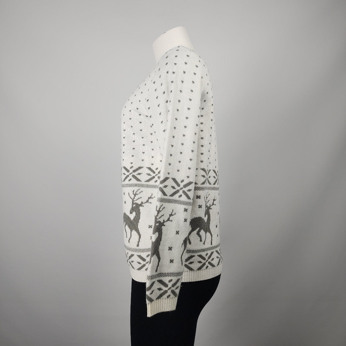 Tradition Country Collection White Knit Reindeer Button Up Cardigan Size S