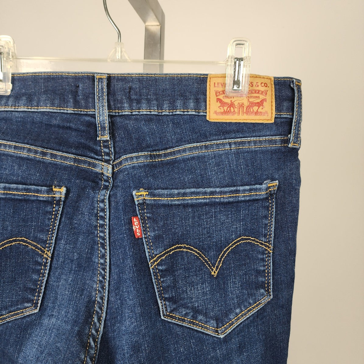 Levi's 720 High Rise Super Skinny Medium Wash Denim Jeans Size 28
