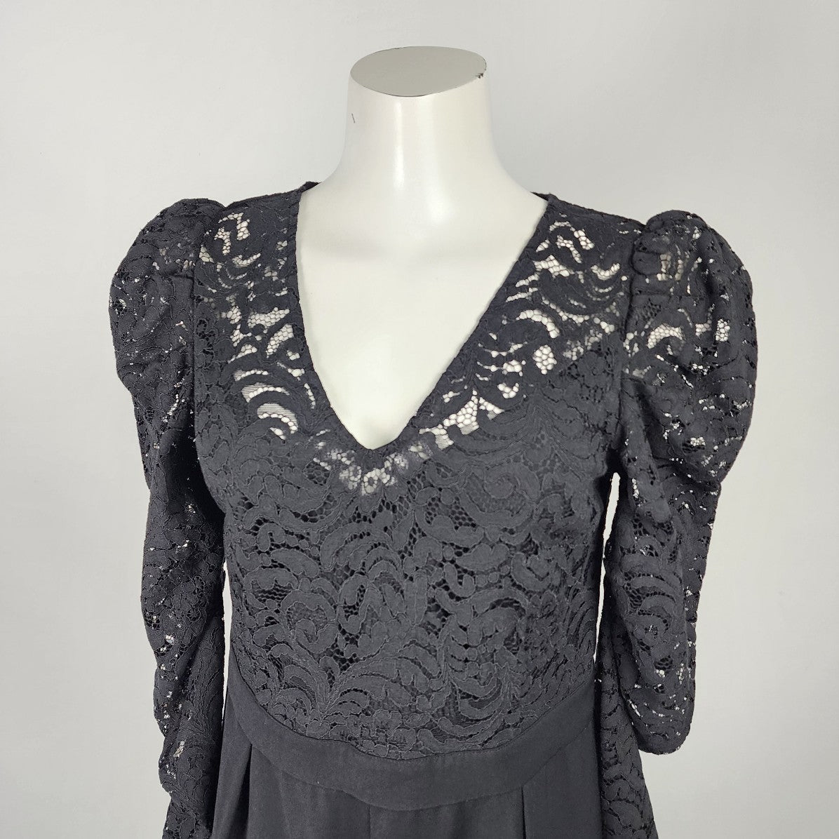 H&M Black Lace Puff Sleeve Jumpsuit Size M