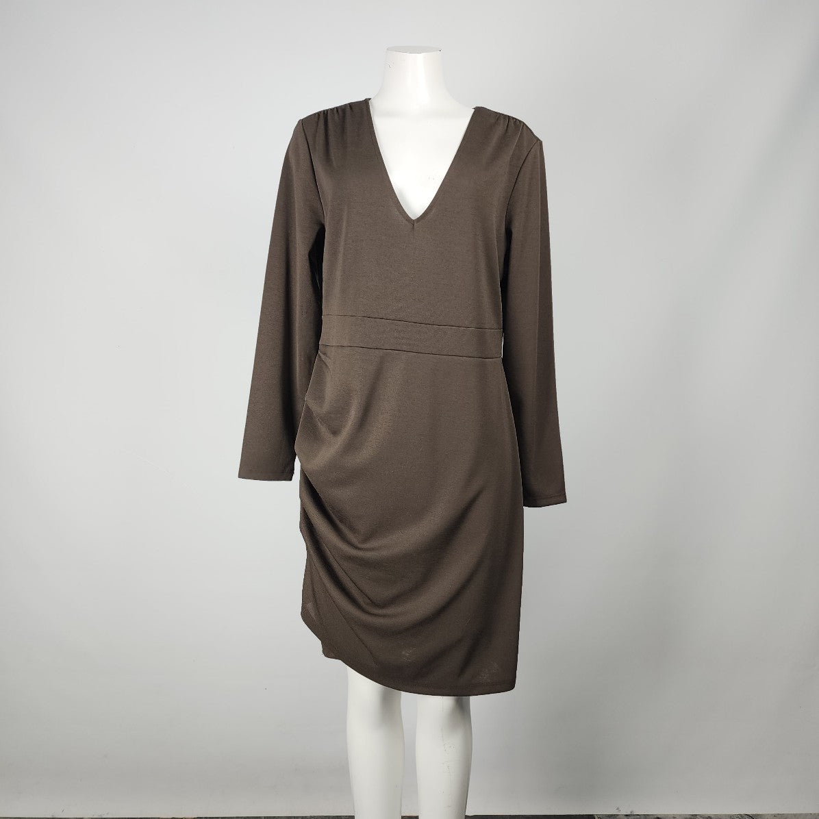 Dynamite Brown Long Sleeve Ruched Knee Length Dress Size L/XL