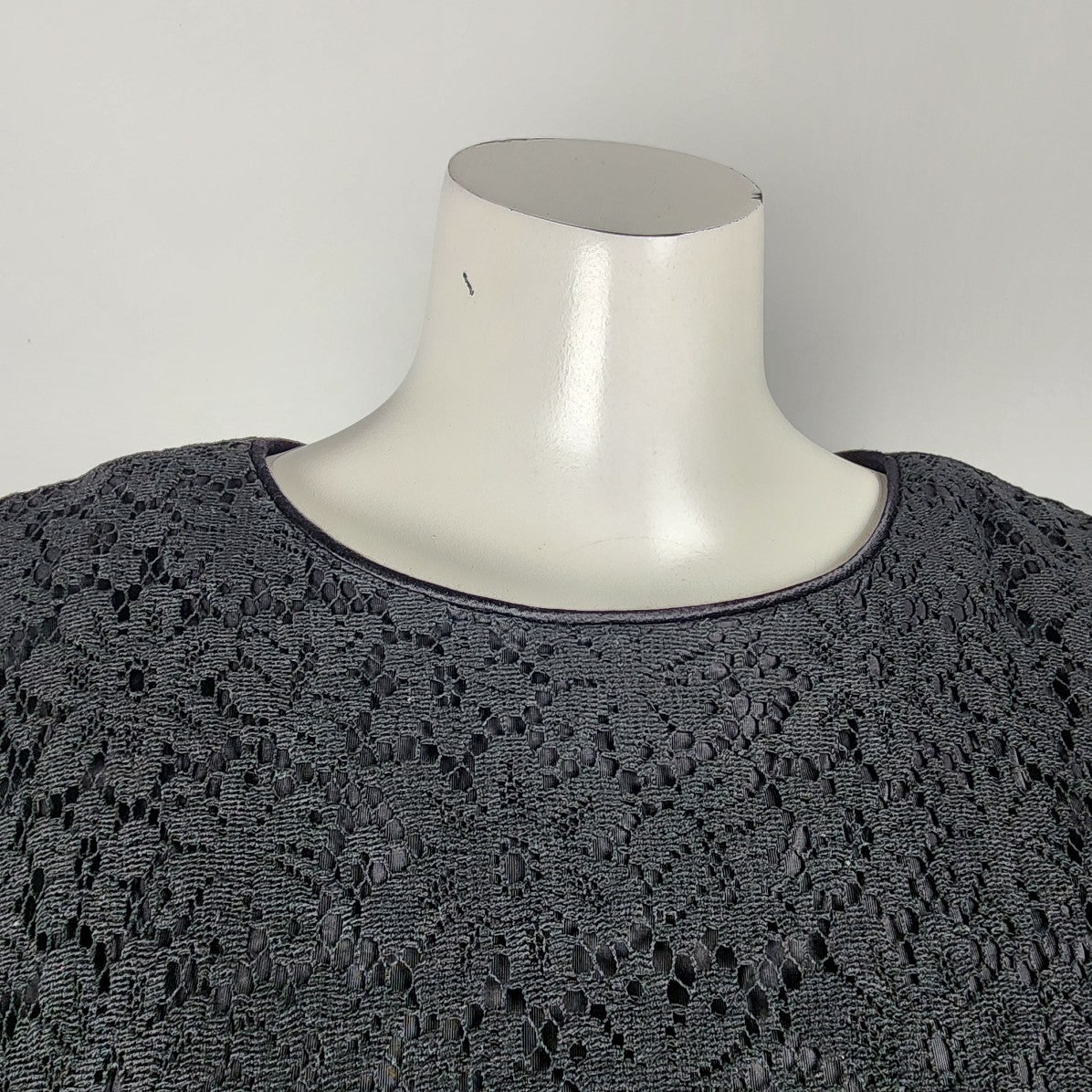 Vintage Wendy Lane Black Lace Long Sleeve Sheath Dress Size M