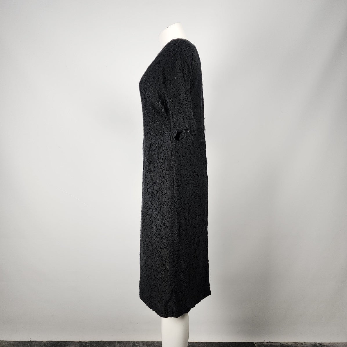 Vintage Wendy Lane Black Lace Long Sleeve Sheath Dress Size M