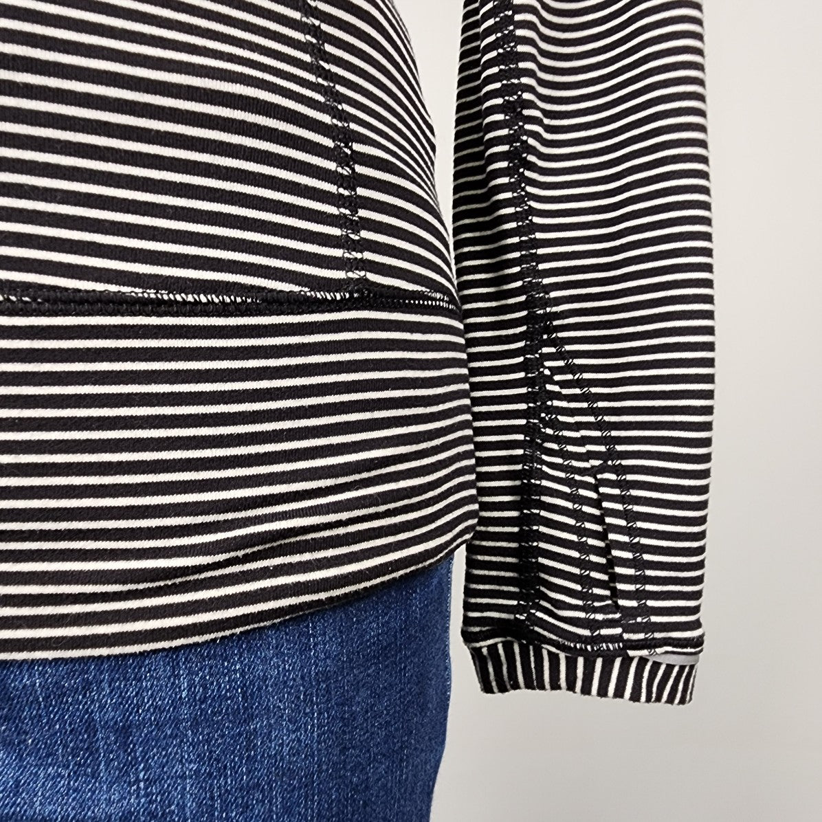 Lululemon Black Striped Race Your Pace Long Sleeve Top Size S
