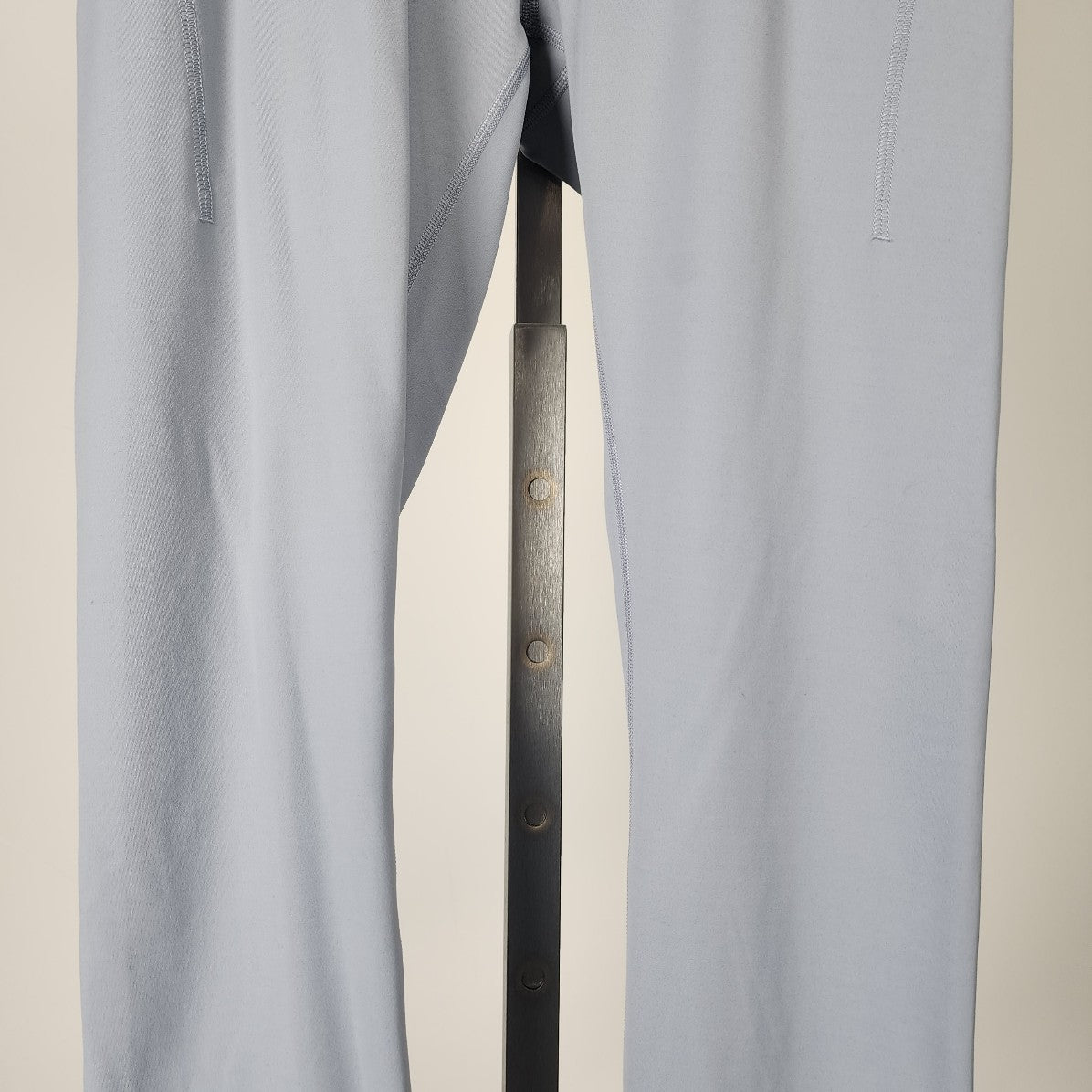 Lululemon Grey Wunder Train High-Rise Tight Leggings Size 8