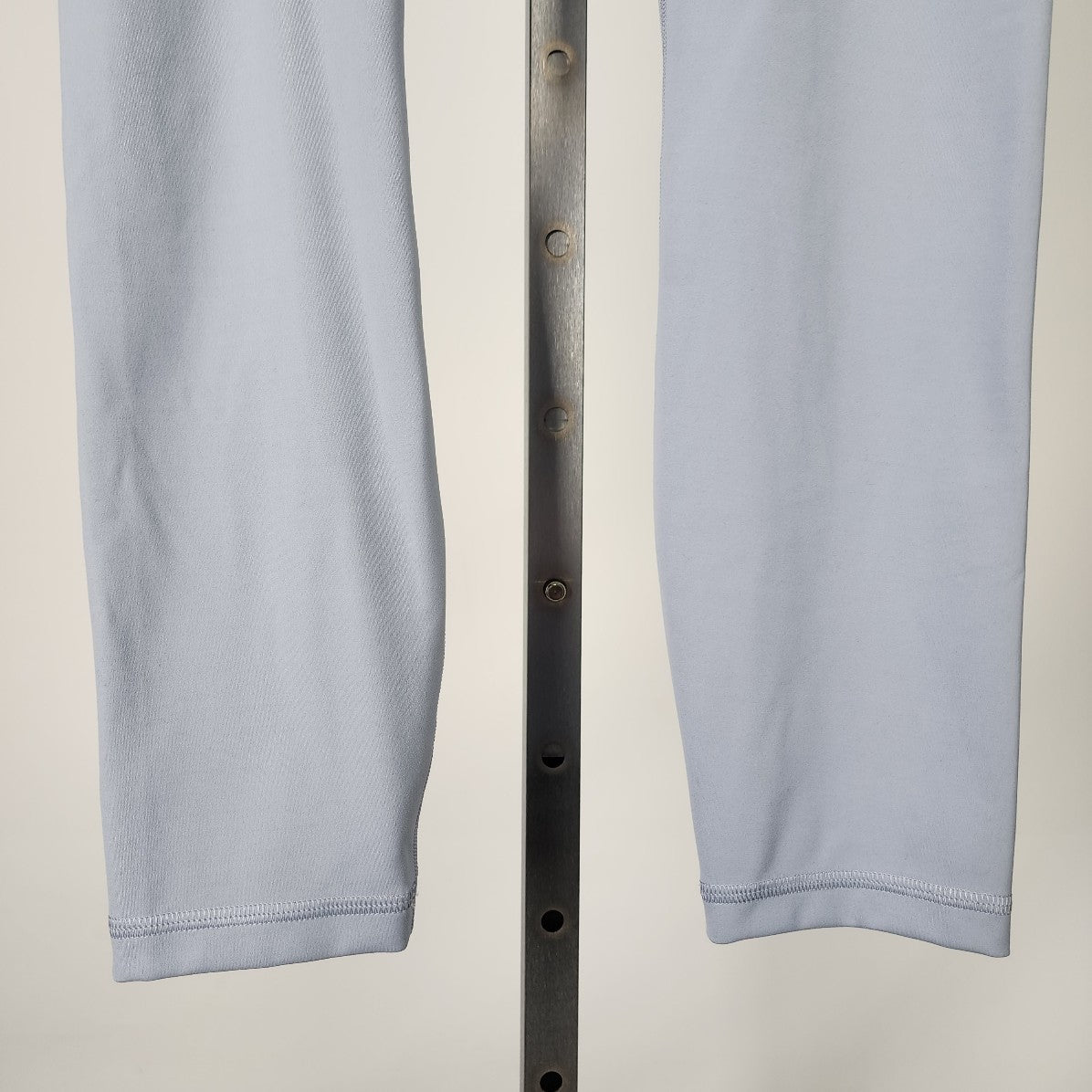 Lululemon Grey Wunder Train High-Rise Tight Leggings Size 8