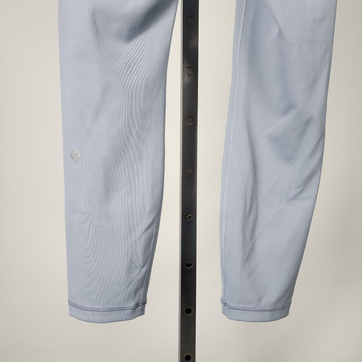 Lululemon Grey Wunder Train High-Rise Tight Leggings Size 8
