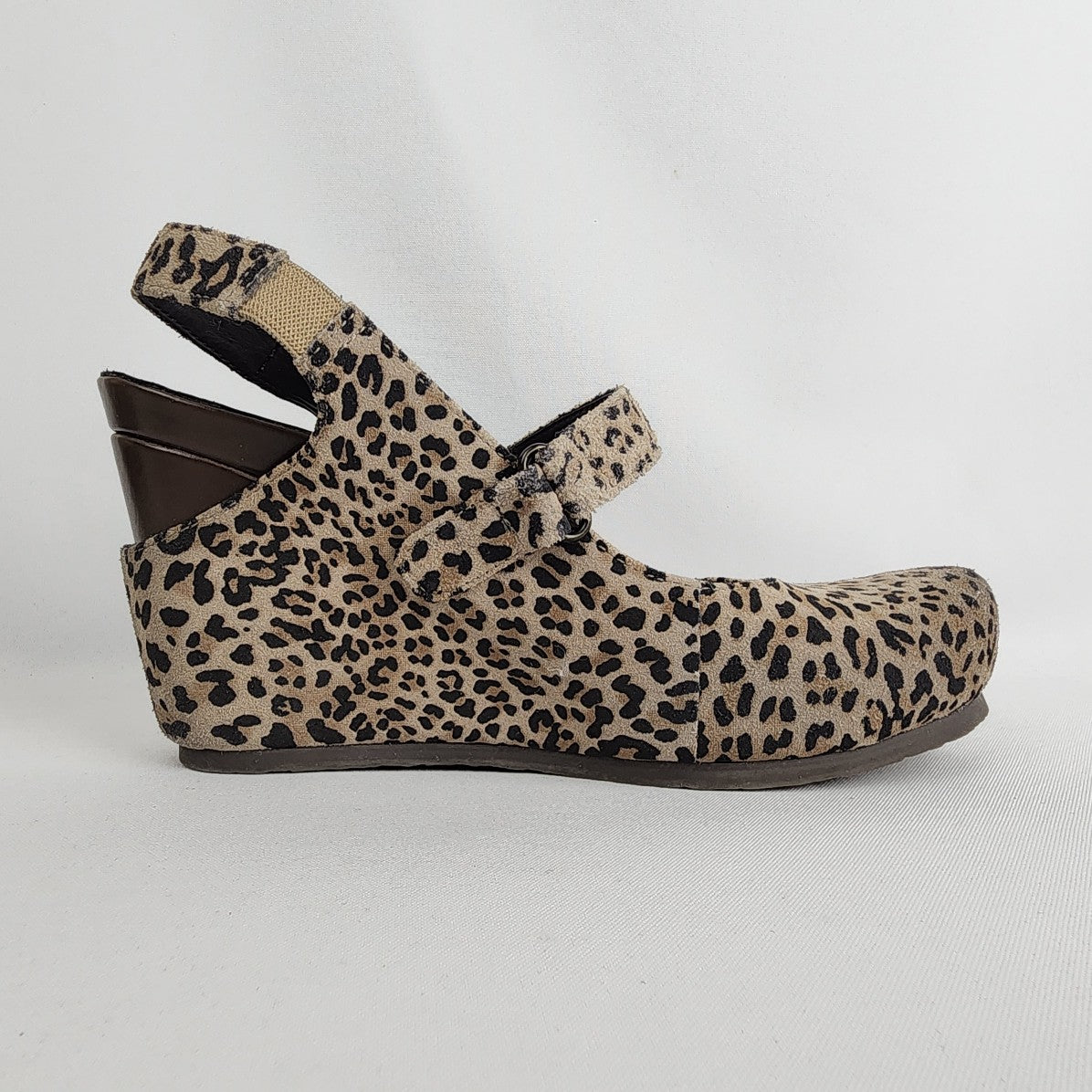 OTBT Animal Print Leather Calf Hair Wedge Heel Shoes Size 7.5