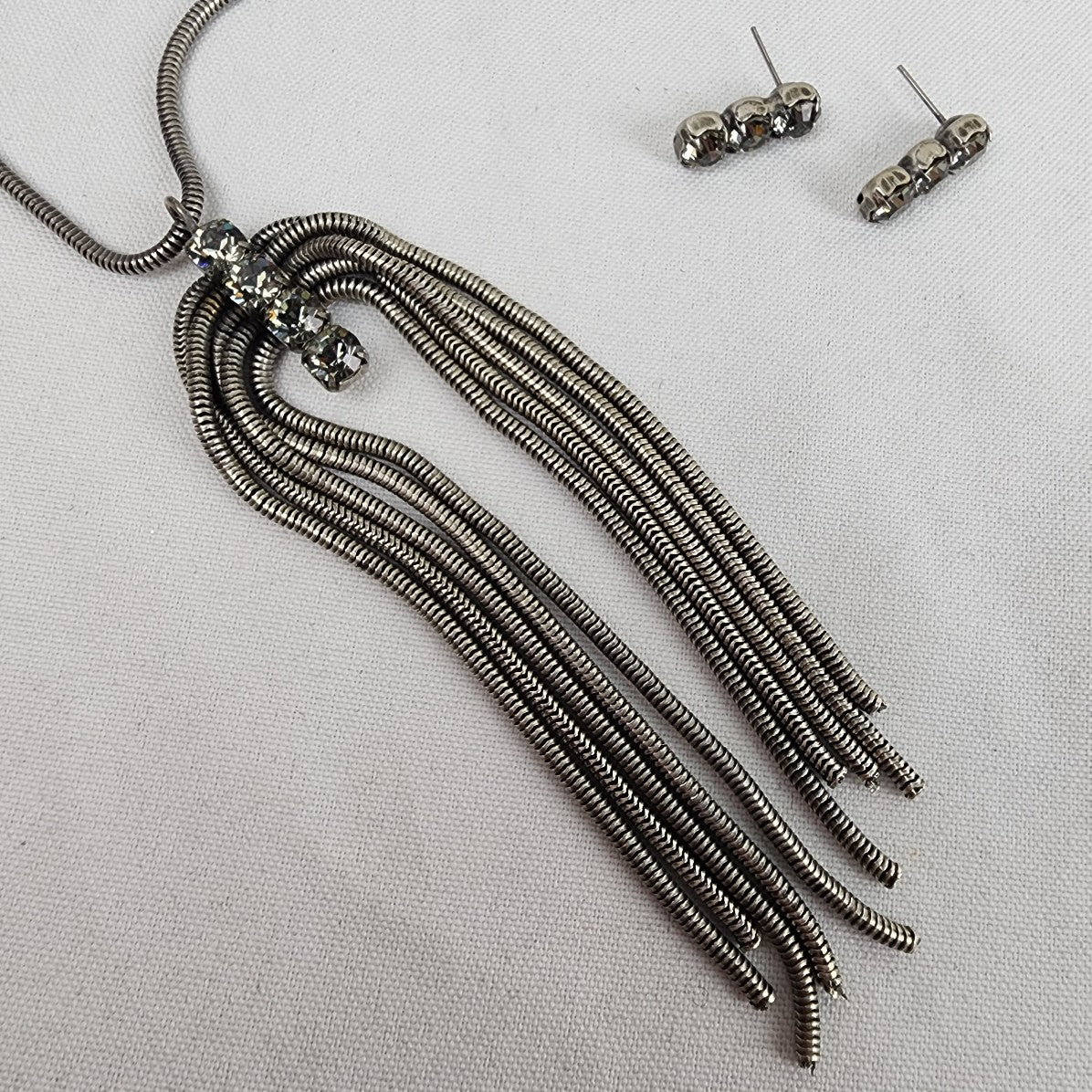 Kiem Antique Silver Rhinestone Long Chain Necklace & Earrings Set