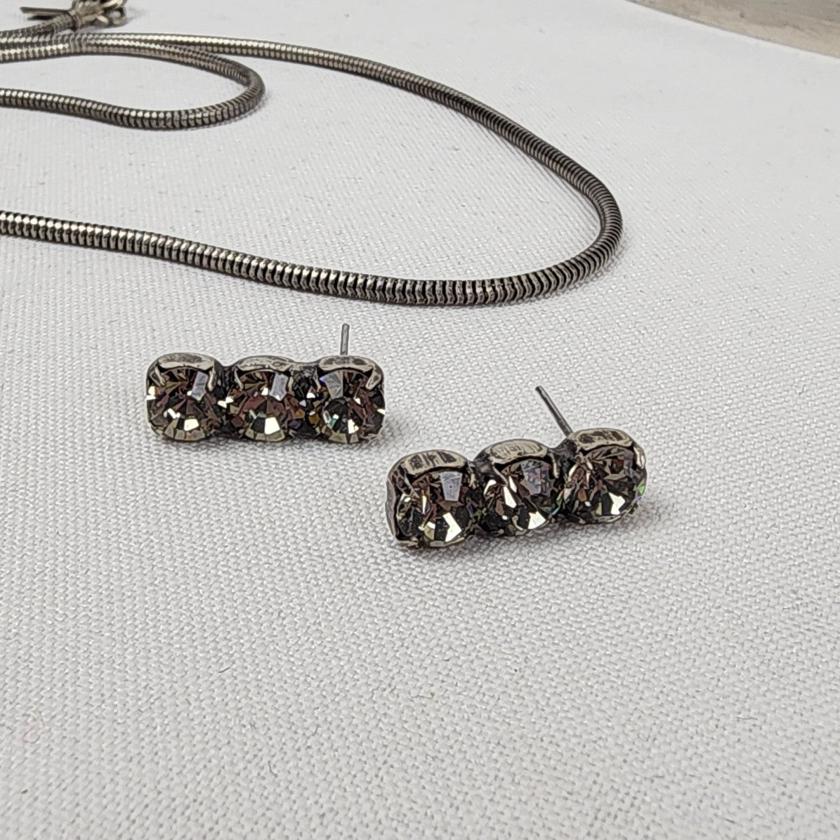 Kiem Antique Silver Rhinestone Long Chain Necklace & Earrings Set