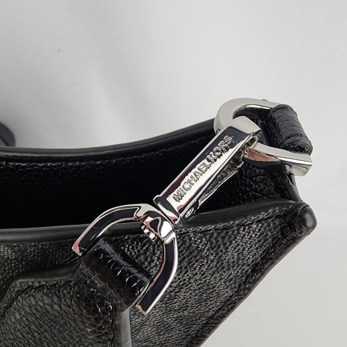 Michael Kors Briley Small Messenger Crossbody Signature Handbag