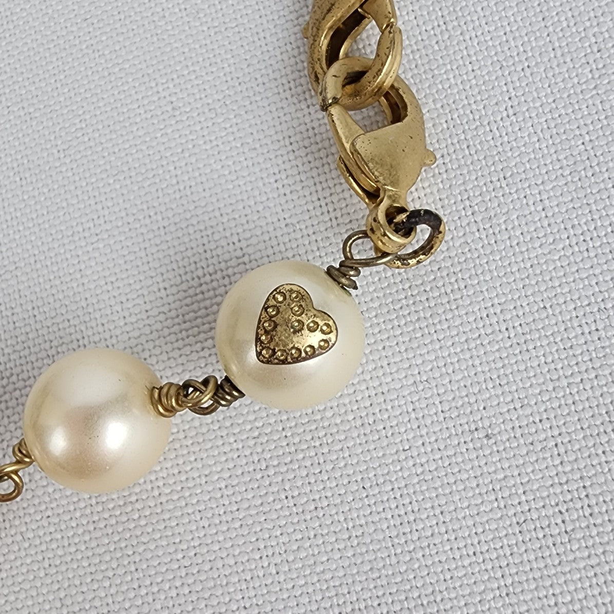 Stella & Dot Gold Tone Faux Pearl Beaded Necklace