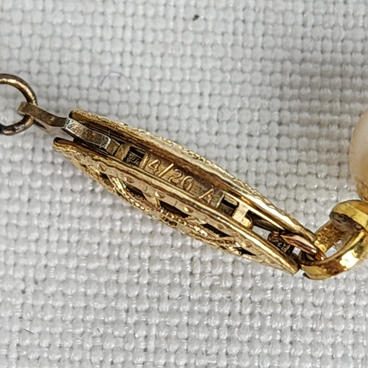Vintage Cream Faux Pearl 1/20 Gold Fill Clasp Necklace