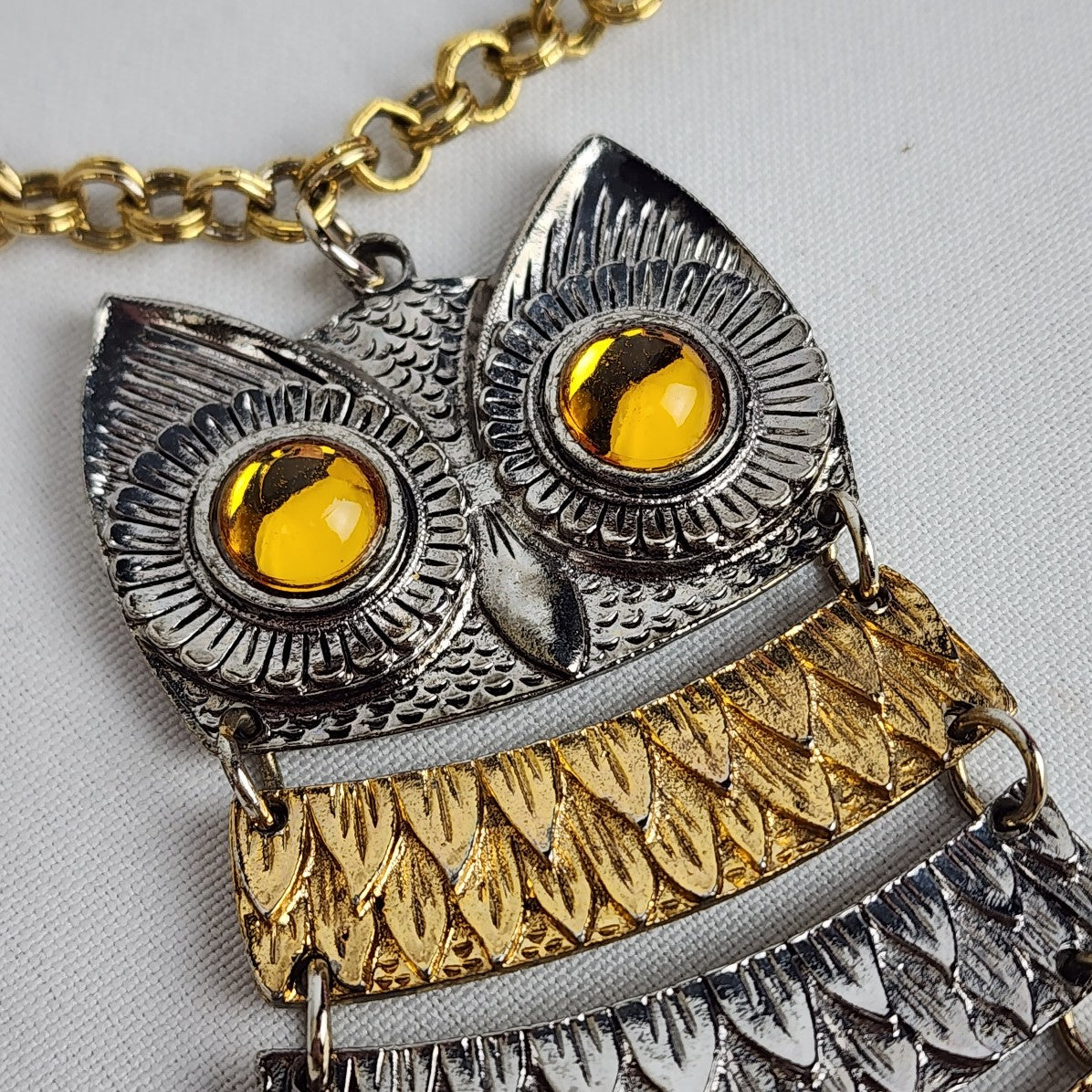 Vintage Celebrity Runway Owl Oversize Pendant Necklace & Earring Set