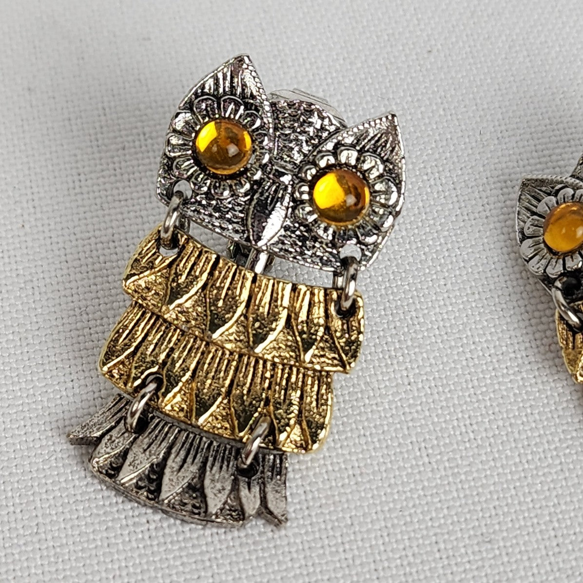 Vintage Celebrity Runway Owl Oversize Pendant Necklace & Earring Set